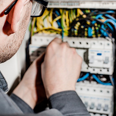 electrician in Riyadh